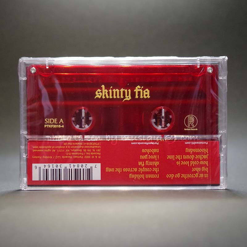 フォンテインズDC Fontaines D.C. - Skinty Fia: Exclusive Red Shell Limited Edition (cassette)