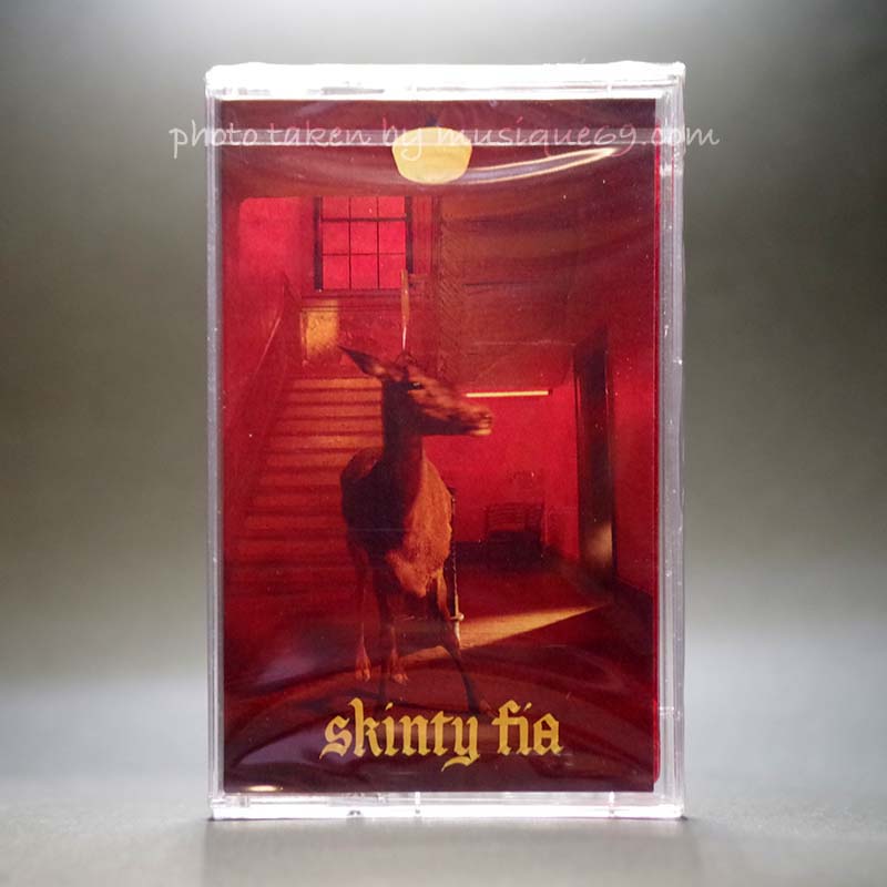 フォンテインズDC Fontaines D.C. - Skinty Fia: Exclusive Red Shell Limited Edition (cassette)