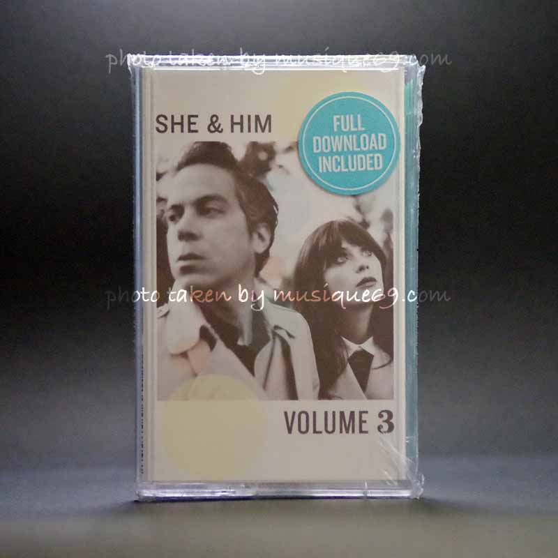 ズーイーデシャネル Zooey Deschanel (She & Him) - Volume 3: Blue Shell Edition (cassette)