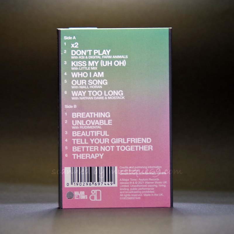 アンマリー Anne-Marie - Thearapy: Exclusive Alternate Artwork/ Transparent Blue Shell Edition (cassette)
