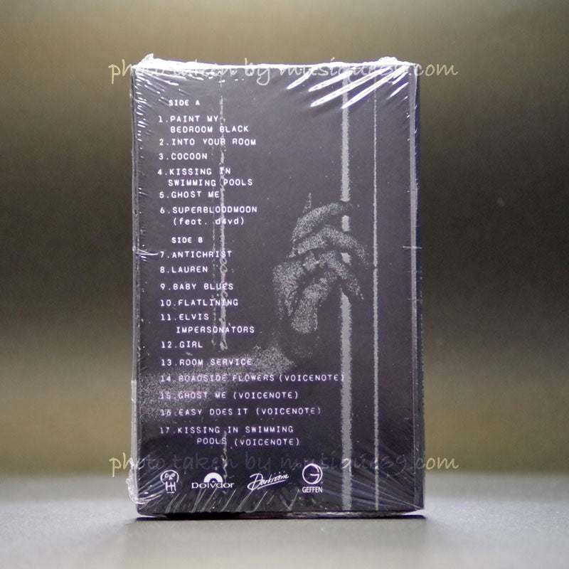 Holly Humberstone - Paint My Bedroom Black (Voicenotes): Exclusive Alternate Sleeve Edition (cassette)