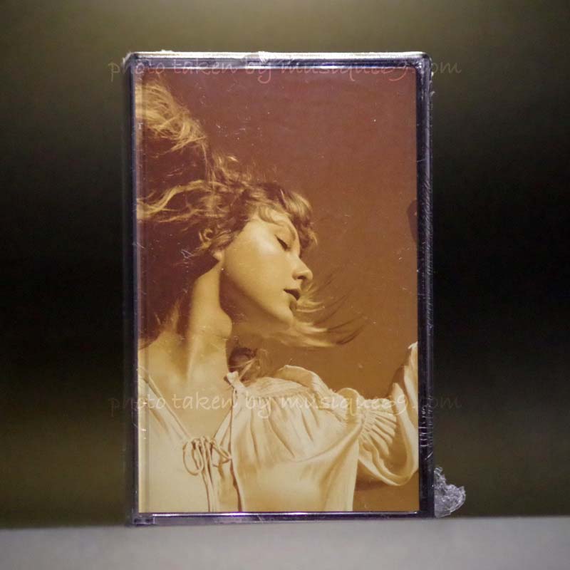 Taylor Swift - Fearless (Taylor's Version): Limited Edition (cassette)