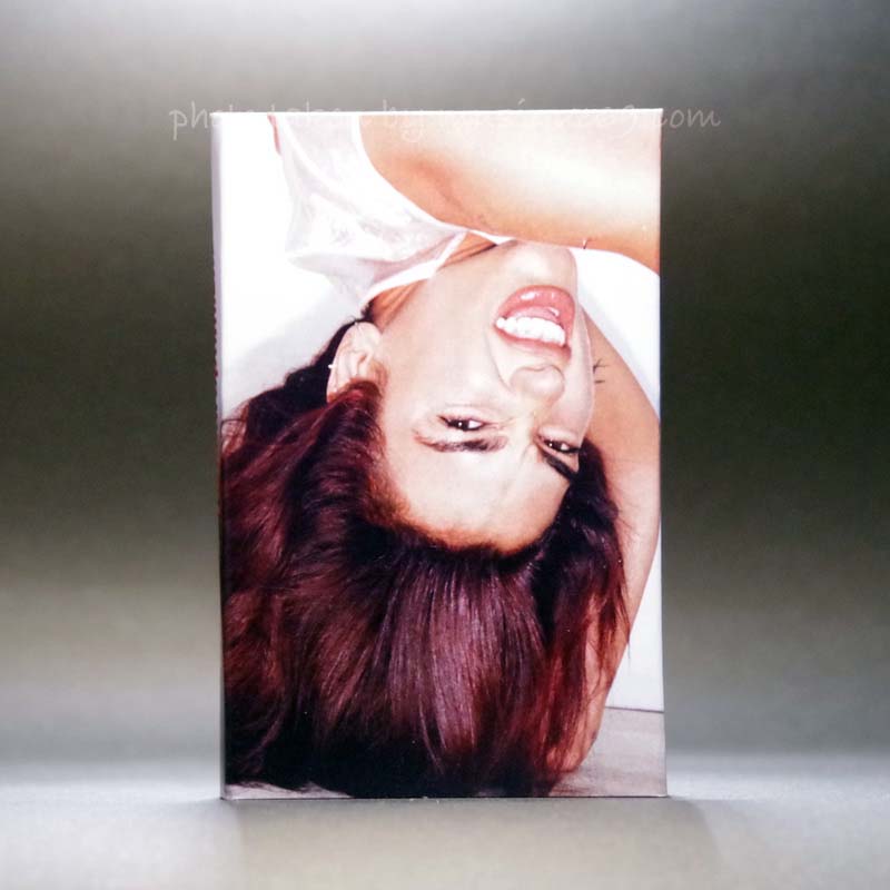 デュアリパ Dua Lipa - Radical Optimism: Exclusive Alternate Artwork/ Translucent Red Shell Edition (cassette)