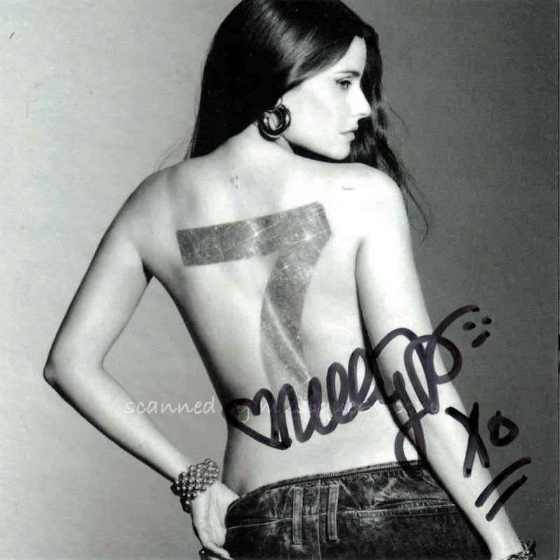 Nelly Furtado - 7: UK Exclusive Autographed Edition (CD)