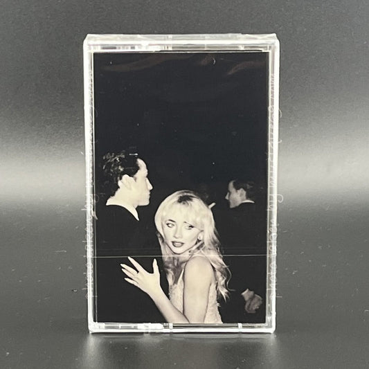 サブリナカーペンター Sabrina Carpenter - Man's Best Friend: Exclusive B/W Alternate Cover Art/ Gold Shell Edition (cassette)