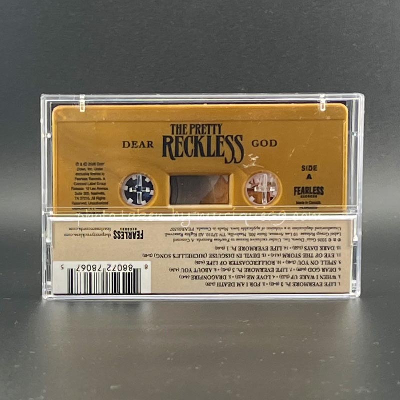Taylor Momsen (The Pretty Reckless) - Dear God: Exclusive Gold Shell Edition (cassette)