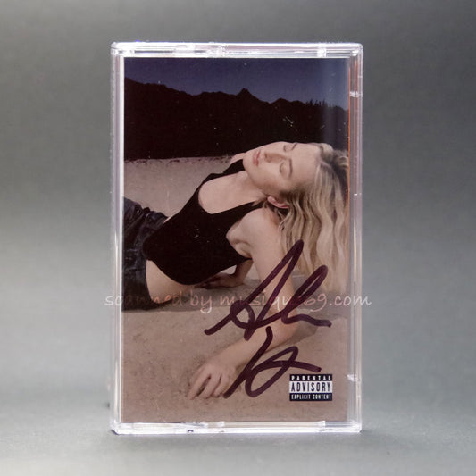 ハイム Haim - Women in Music Pt. III: Exclusive Alana Autographed Edition (cassette)