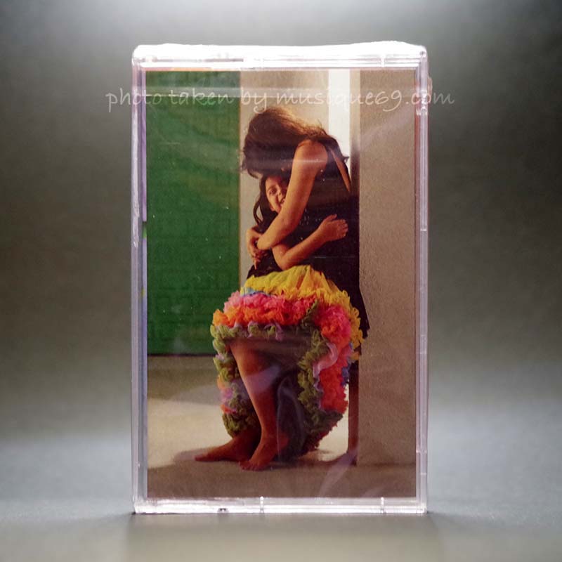 カミラカベロ Camila Cabello - Familia: Exclusive Orange Shell Limited Edition (cassette)