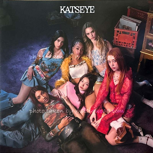 キャッツアイ Katseye - SIS (Soft is Strong): US Exclusive Autographed/ Purple Coloured/ Etched 12" Ep (vinyl)