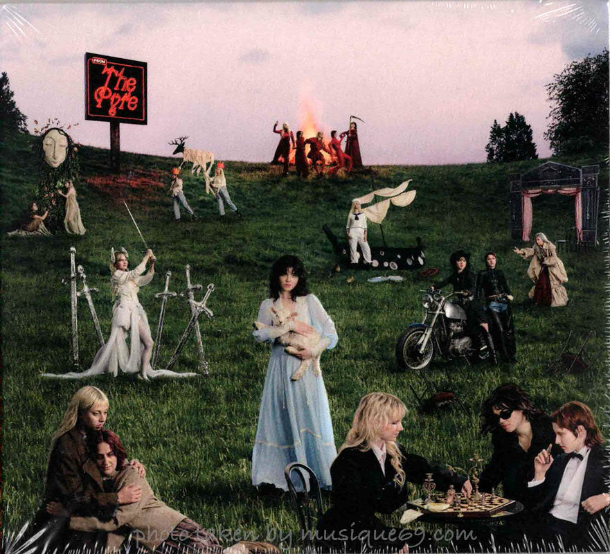 The Last Dinner Party - From the Pyre: Exclusive Bonus Live CD