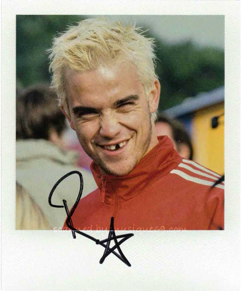 ロビーウィリアムス Robbie Williams - Britpop: Exclusive Autographed Edition Bundle (CD/cassette)