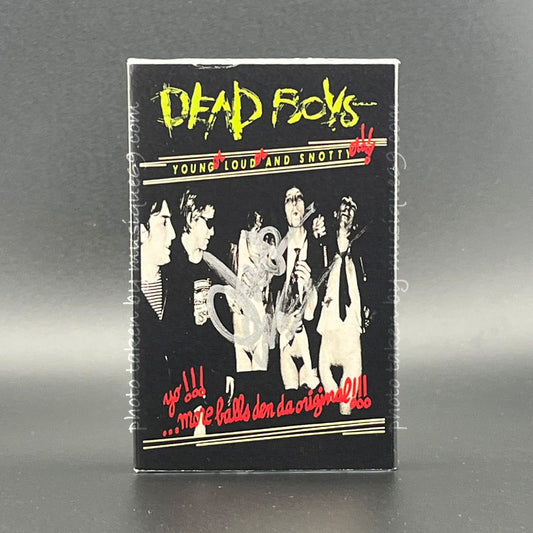 デッドボーイズ Dead Boys - Younger, Louder and Snottyer!!! Exclusive Cheetah Chrome Autographed/ O-Card Edition (cassette)