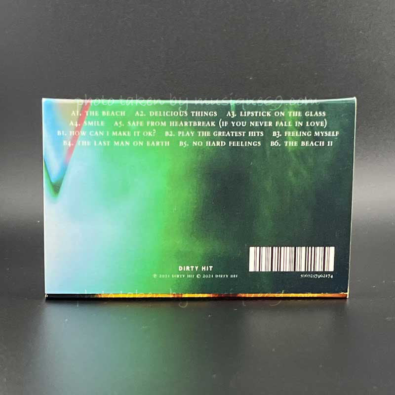 ウルフアリス Wolf Alice - Blue Weekend: Exclusive O-Card/ Red Shell Edition (cassette)